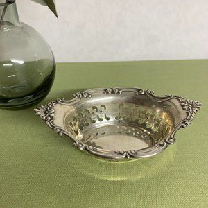 GORHAM Sterling Silver 4780 Cromwell Pattern Small Nut Dish